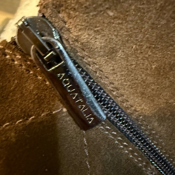 Aquatalia Brown Suede Knee-High Boots. Size 10 - Picture 9 of 11